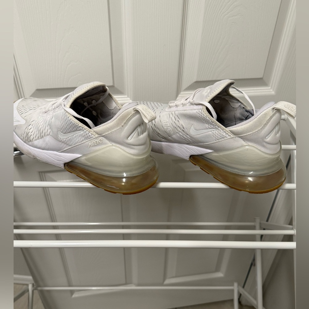 Nike Air Max 270- White Gum - Picture 3 of 3